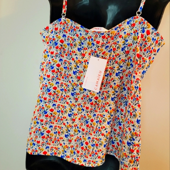 Top with lace details - Picture 4 of 4